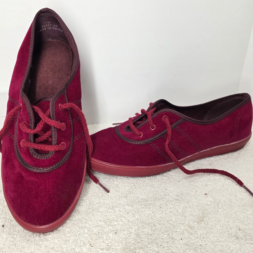 Grasshoppers Red Velvet Lace Up Loafers Sneakers Womens 7.5 Vintage